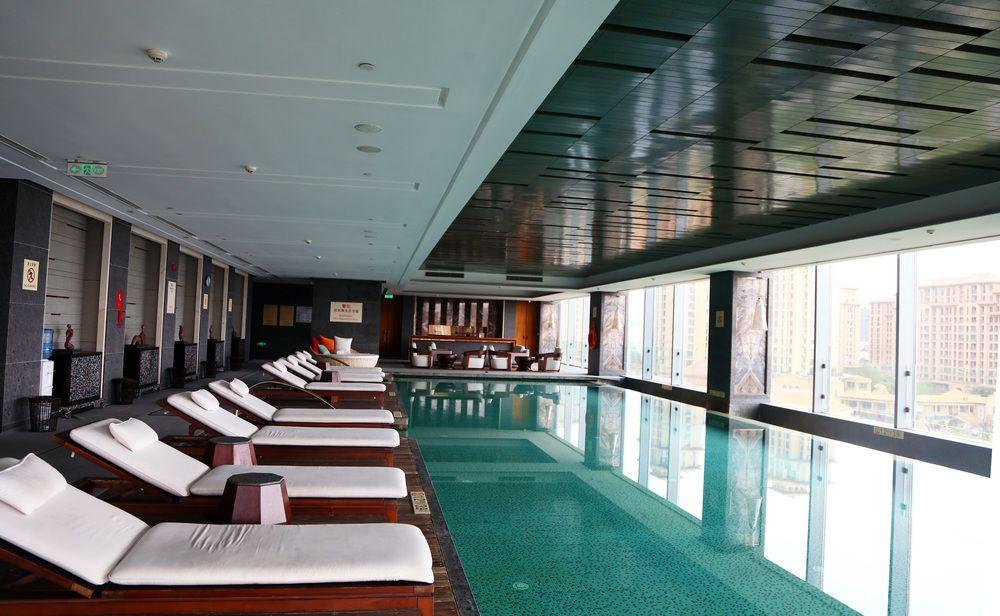 Sheraton Qingdao Licang Hotel Esterno foto