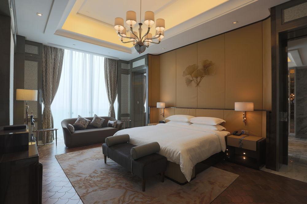 Sheraton Qingdao Licang Hotel Esterno foto