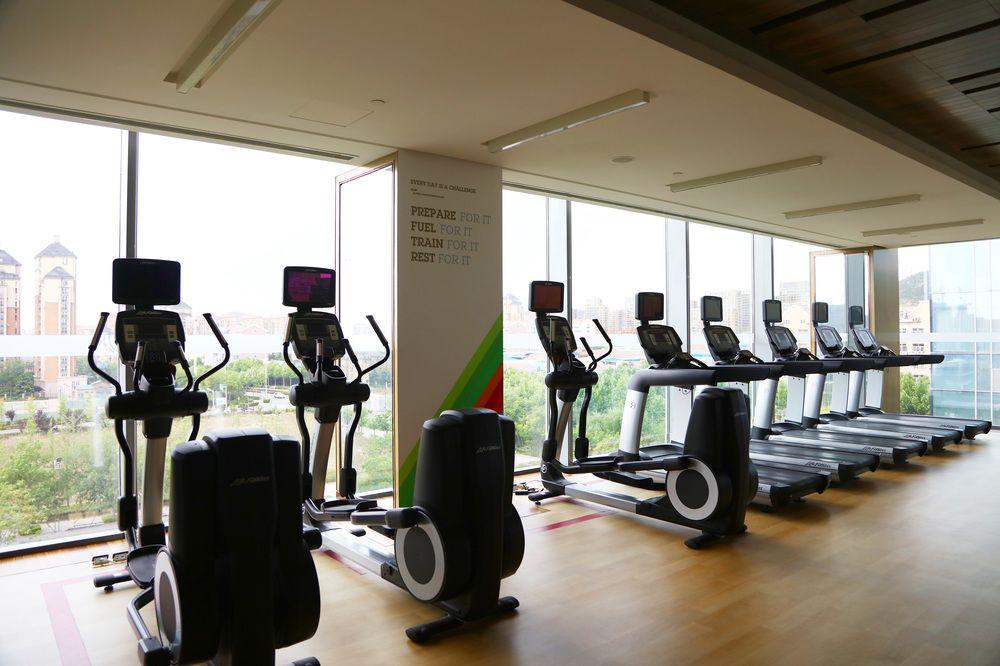 Sheraton Qingdao Licang Hotel Esterno foto
