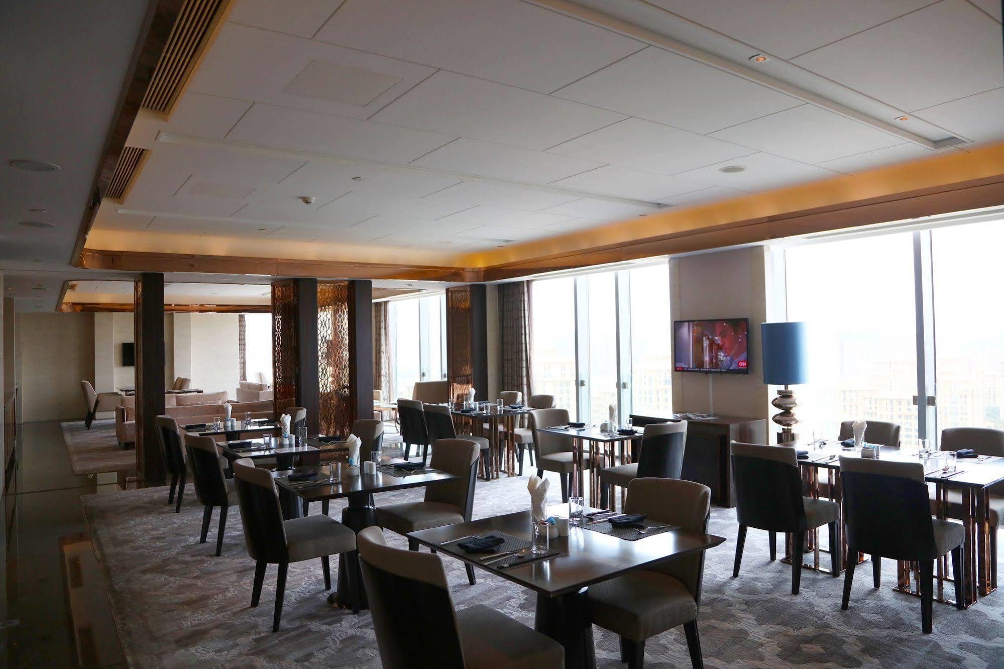 Sheraton Qingdao Licang Hotel Esterno foto